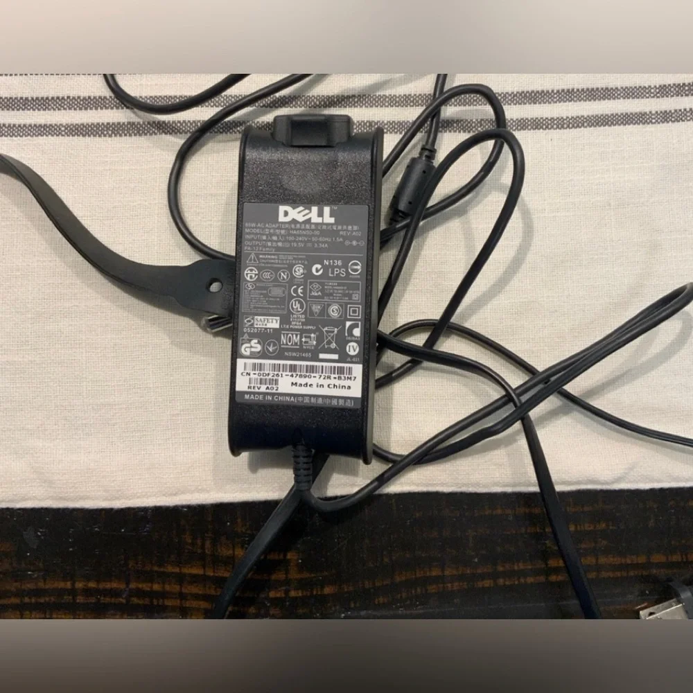 Dell 65W AC Adapter Charger for Dell Laptop Power Cord